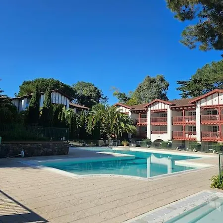 T2 4 Pers Avec Piscine Idéal Ciboure